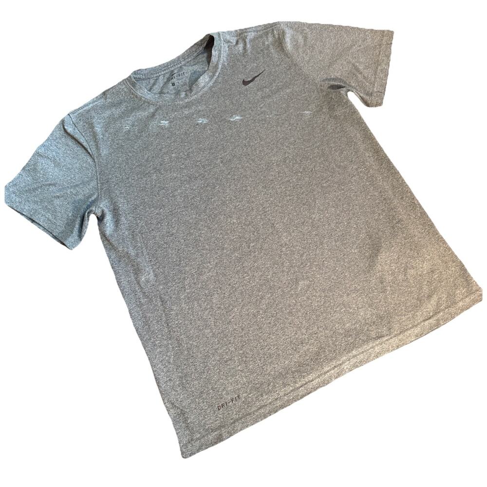 Nike Men's Large Heather Green Pull Over T-Shirt